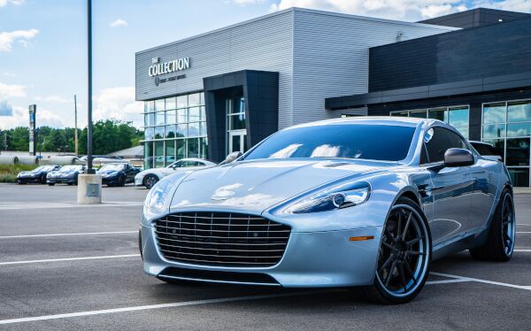 Luxury vehicles in Indianapolis