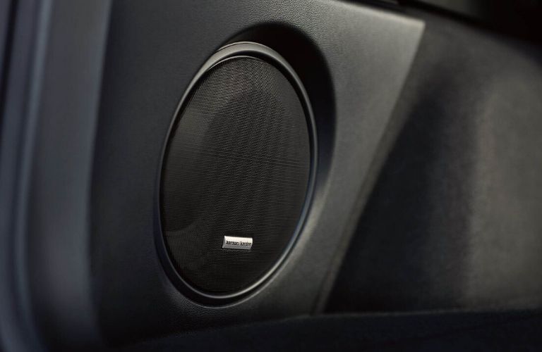 2020 Subaru Outback speakers