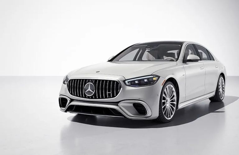 AMG C 63 S E PERFORMANCE Sedan front quarter view