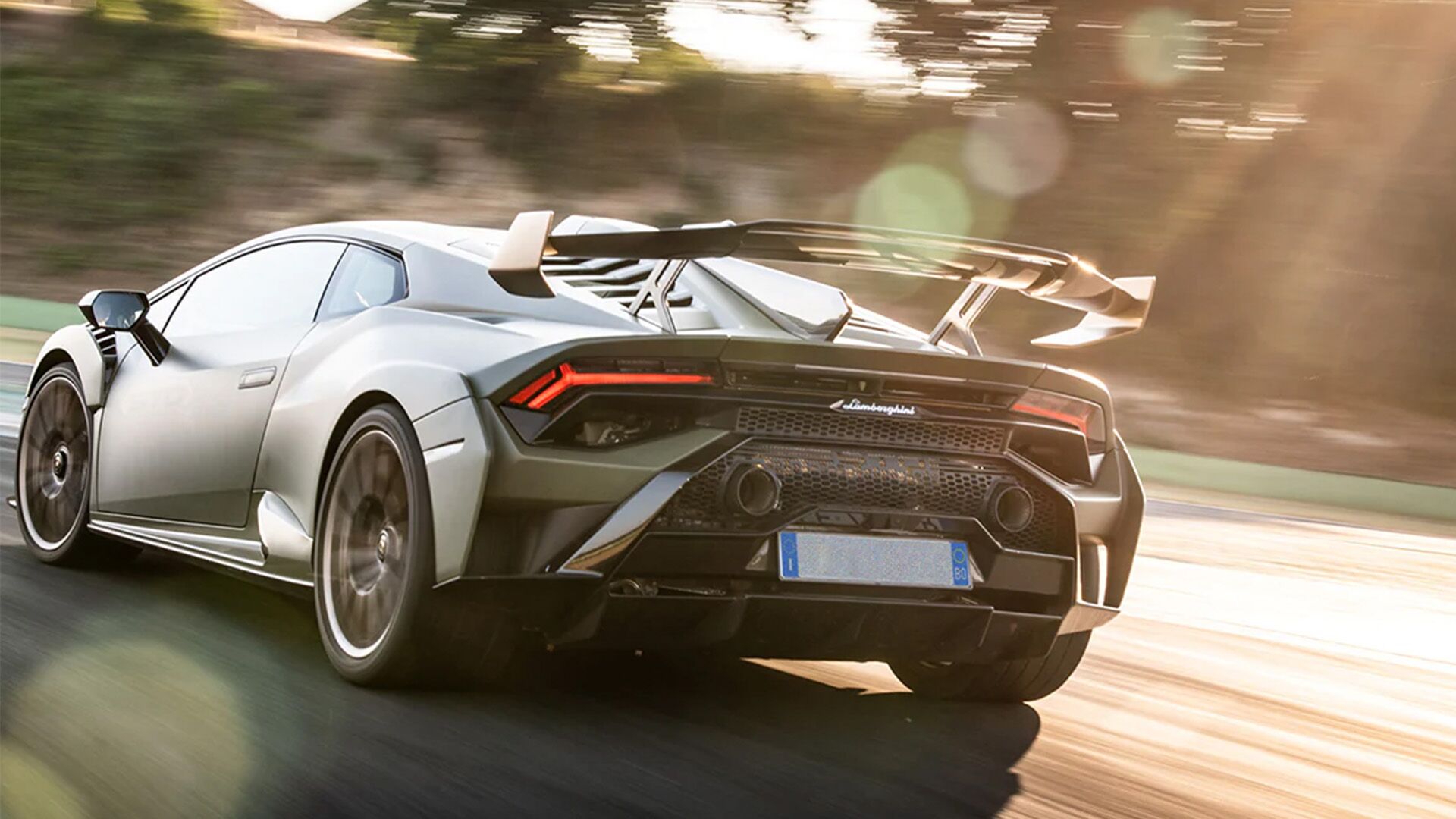 Huracán STO exterior