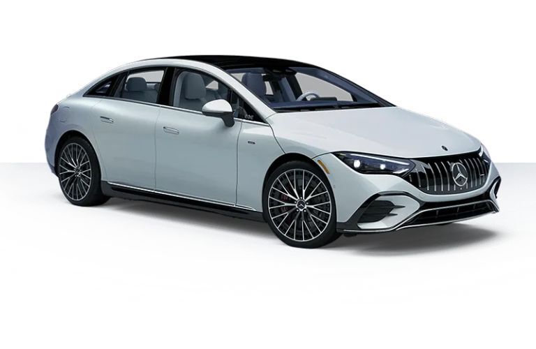 Front-quarter view of the 2024 Mercedes-Benz EQS 450 4MATIC