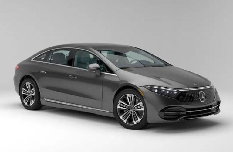 2024 Mercedes-Benz EQS 580 4Matic Sedan side and partial front view