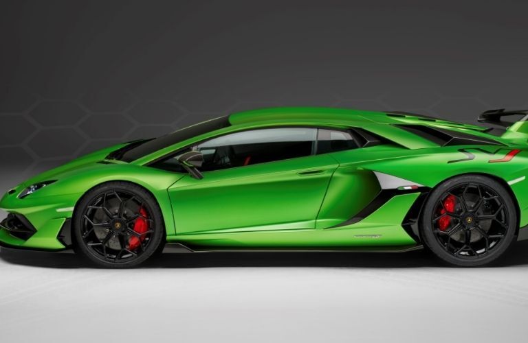 2021 Lamborghini Aventador SVJ side view