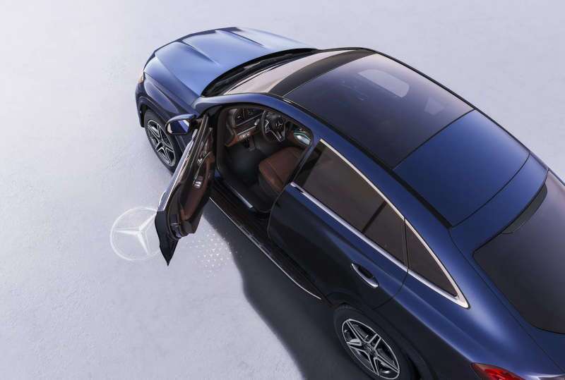 A top-down external view of the GLE 450 Coupe