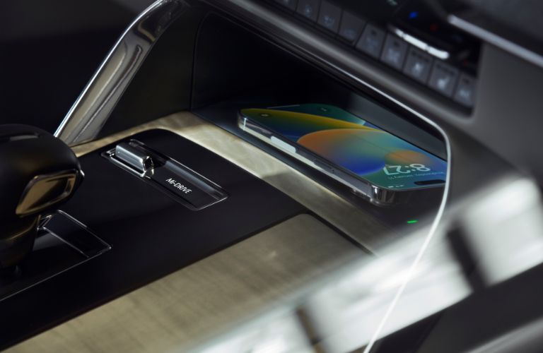 wireless charging pad of the 2025 Mazda CX-90