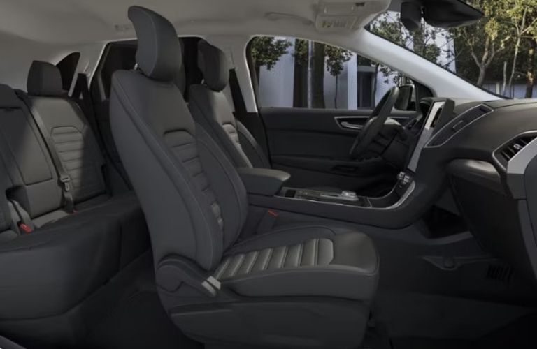 2024 Ford Edge SE seating side view
