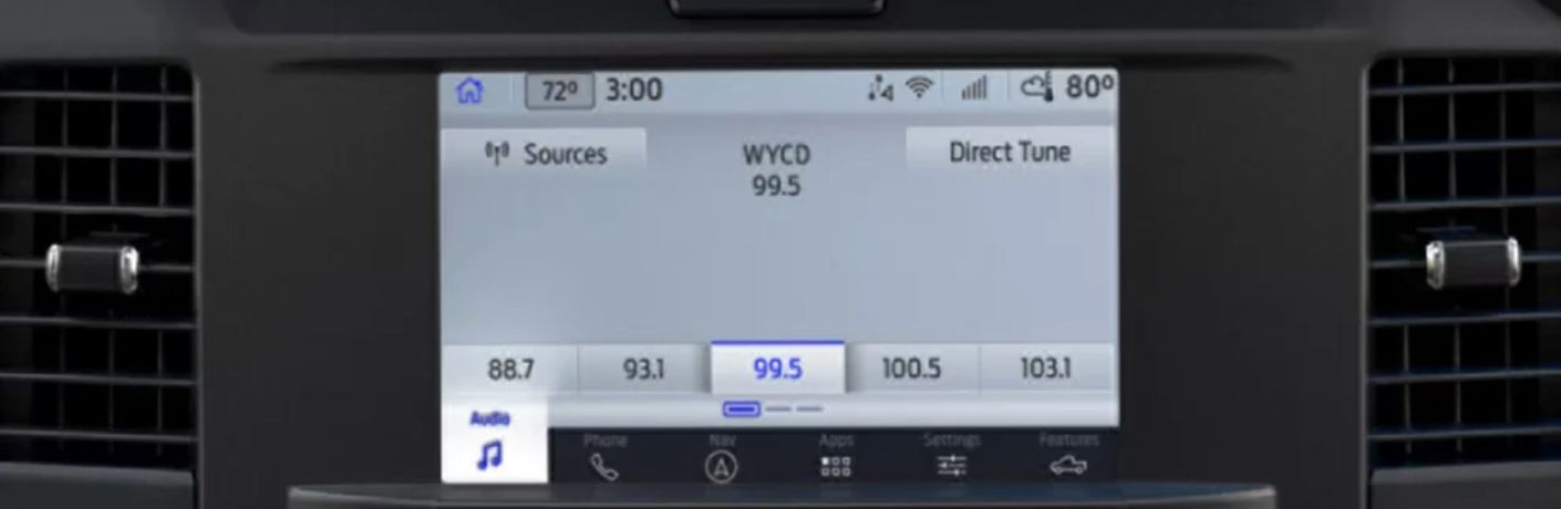 2027 Ford F-250 XLT touchscreen display