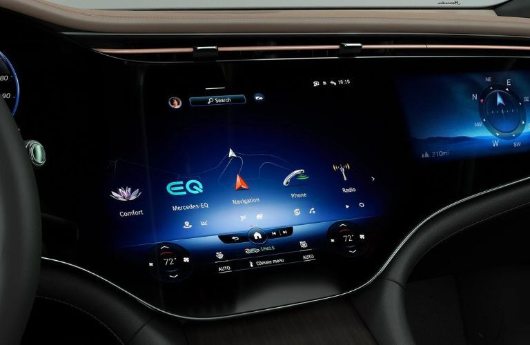 2024 Mercedes-Benz EQS 450+ SUV infotainment system