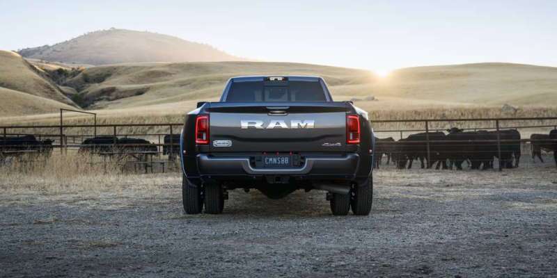 The rugged truck bed of the RAM 2500