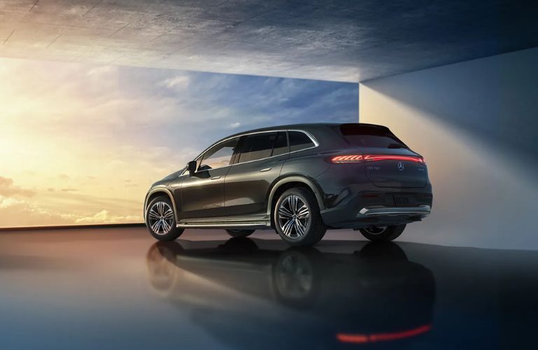 2026 Mercedes-Benz EQS 400 4MATIC® SUV exterior rear view