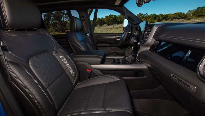 The sporty and comfortable front seating in the 2025 RAM 1500