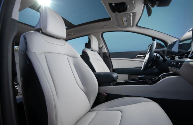 2023 Kia Sportage Hybrid Interior Comfortable Seating and Panoramic Sunroof