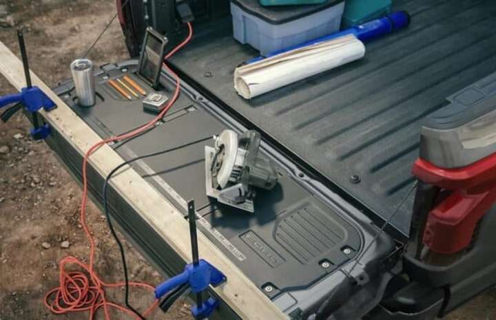 Tailgate work surface of the 2022 Ford F-150 Lightning