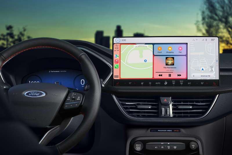 2024 Ford Escape Plug-in Hybrid controls and displays.