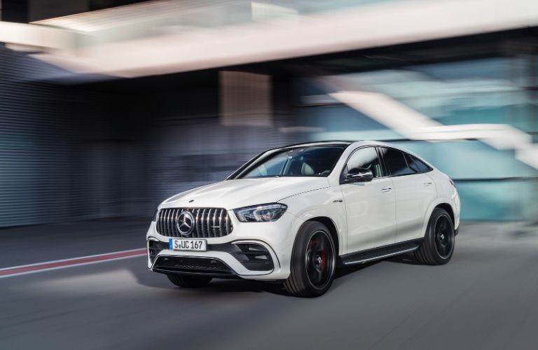 2021 MB GLE COupe exterior front fascia driver side blurred background