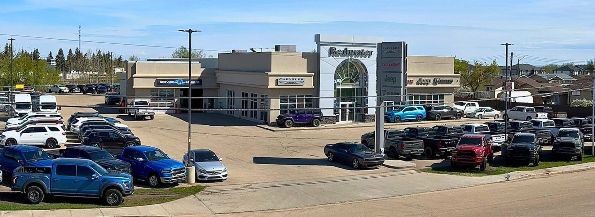 Chrysler, Dodge, Jeep, RAM dealership in Redwater, AB