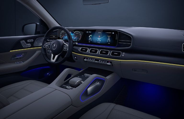 Front console of the 2023 Mercedes-Benz GLS