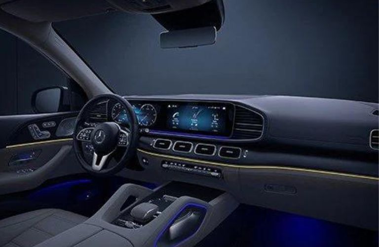 The steering wheel area of the 2023 Mercedes-Benz GLS is shown.