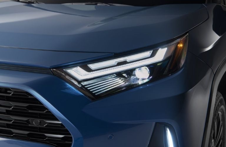 2022 Toyota RAV4 LED headlight