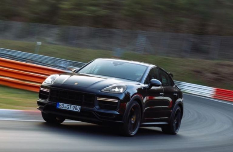 2024 Porsche Cayenne exterior side view