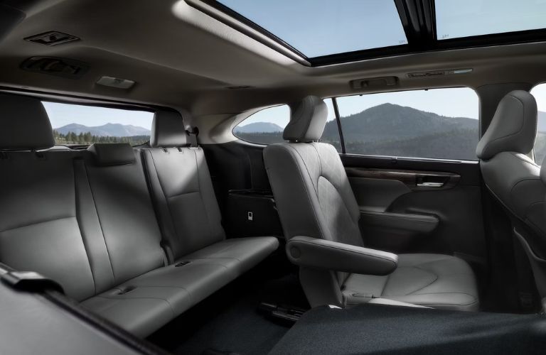 seating in the 2025 Toyota Highlander Hybrid
