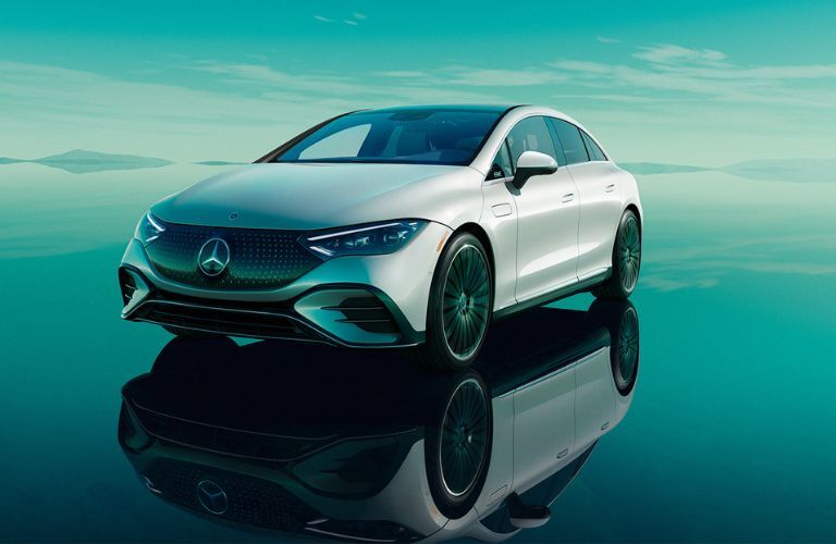 2023 Mercedes-Benz hybrid sedan front view image