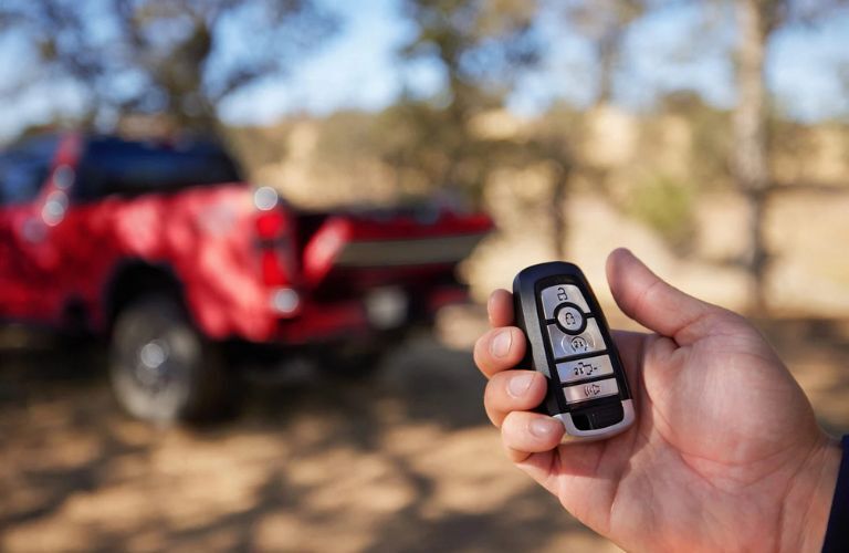 2025 Ford F-350 Platinum power tailgate