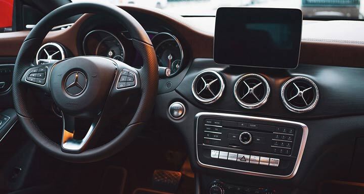 Mercedes-Benz Dashboard