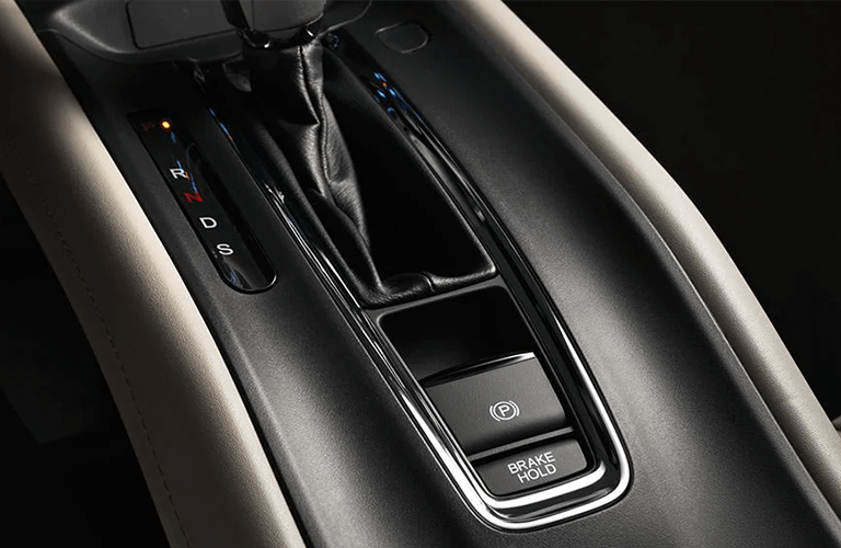 2020 Honda HR-V gear shift knob