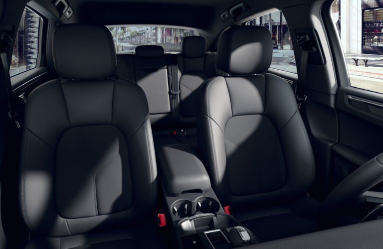 2023 Porsche Macan Front Seats