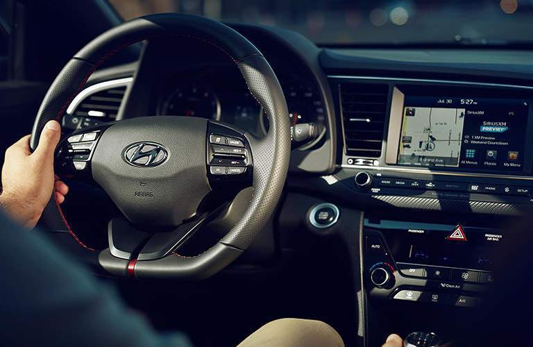 2018 Hyundai Elantra driver displays