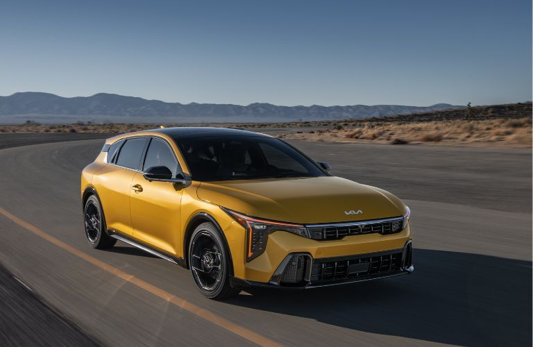 2026 Kia K4 Hatchback exterior front view