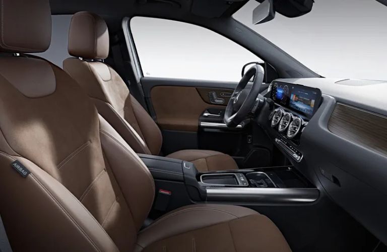 2024 Mercedes-Benz GLA 250 SUV interior front dash