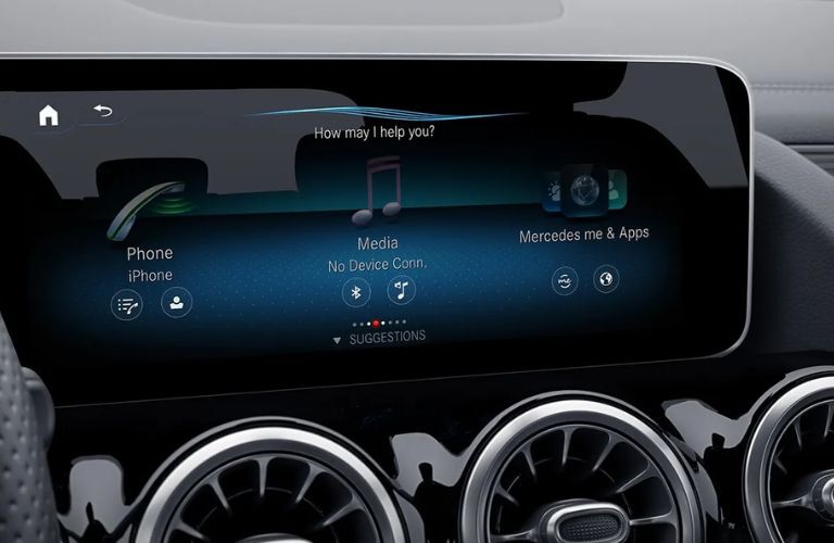 Touchscreen display of the 2024 Mercedes-Benz GLA