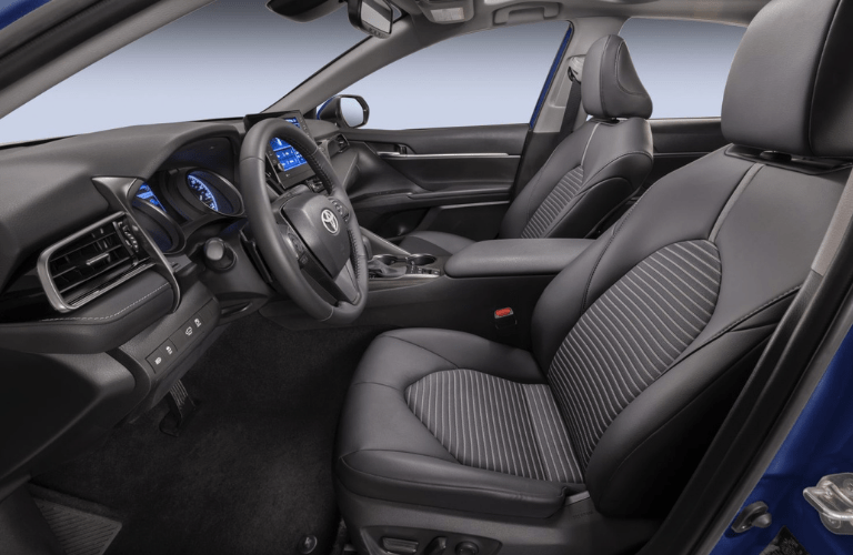 2023 Hyundai Santa Fe steering wheel and dashboard