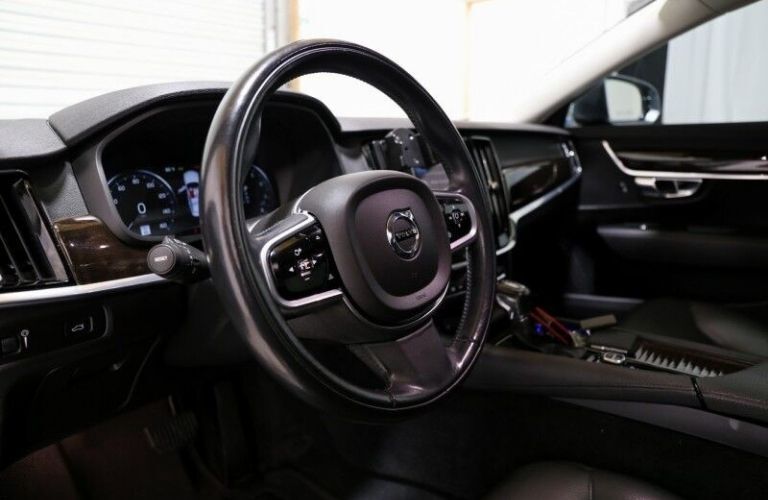 2018 Volvo S90 dashboard