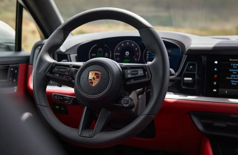 2024 Porsche Cayenne Coupe interior steering wheel