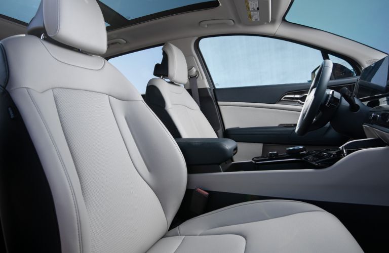 2025 Kia Sportage Hybrid interior front seats