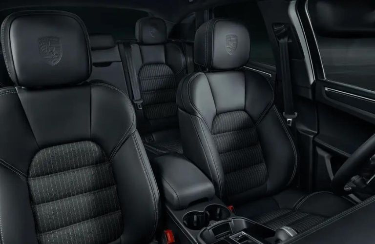 2024 Porsche Macan T seats