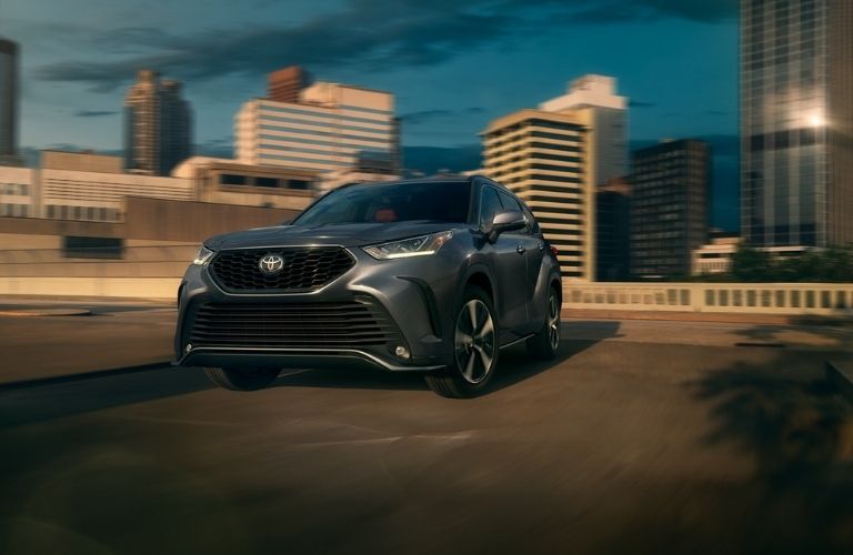 2022 Toyota Highlander in a city