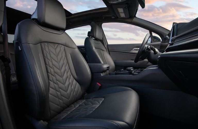 2025 Kia Sportage PHEV seating side view