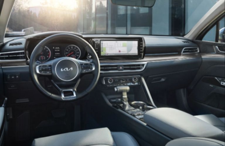 dashboard view of the 2022 Kia K5