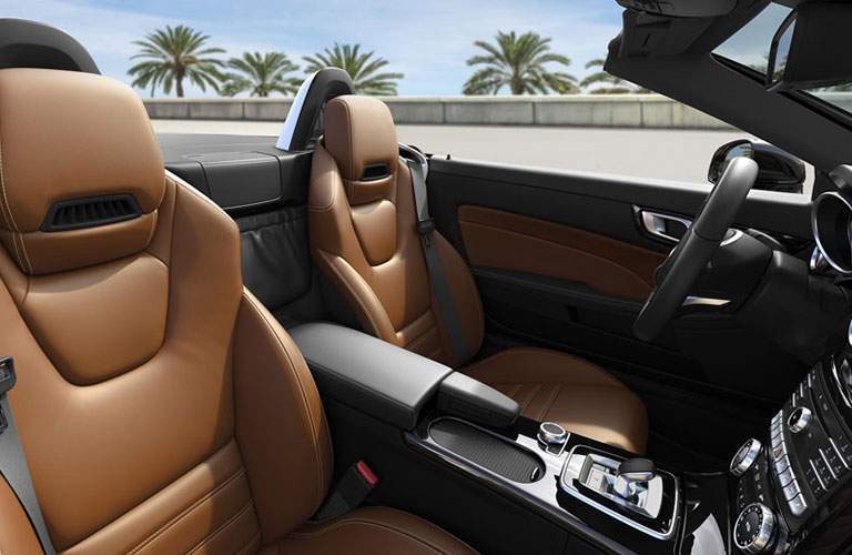 Front seats of the 2018 Mercedes-Benz SLC Roadster