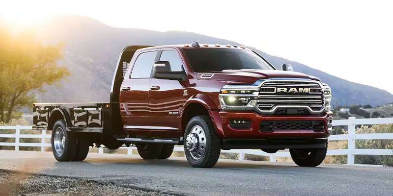 A front external quarter view of the 2025 RAM 3500 Chassis Cab