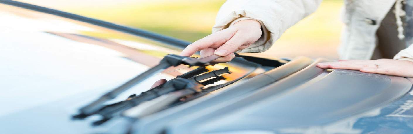 How do I change my windshield wipers?