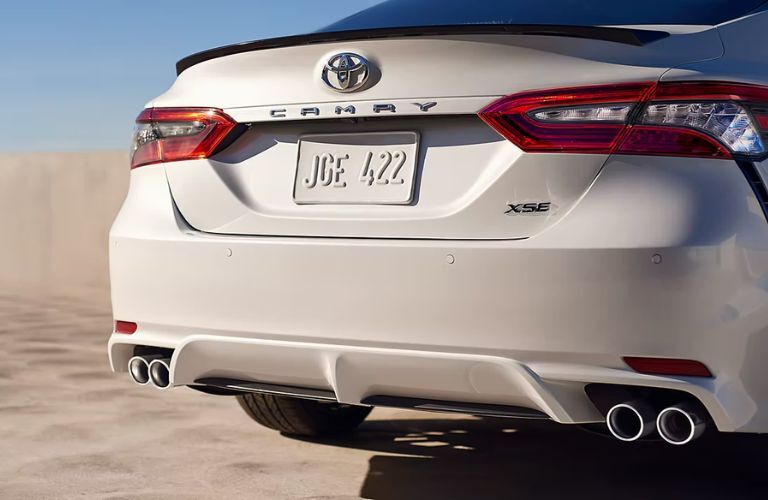 XSE V6 in Wind Chill Pearl in rear profile