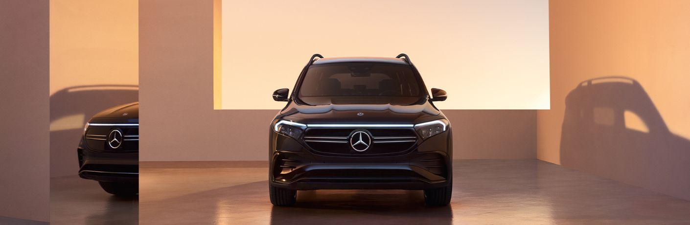 2023 Mercedes-Benz EQB front view image