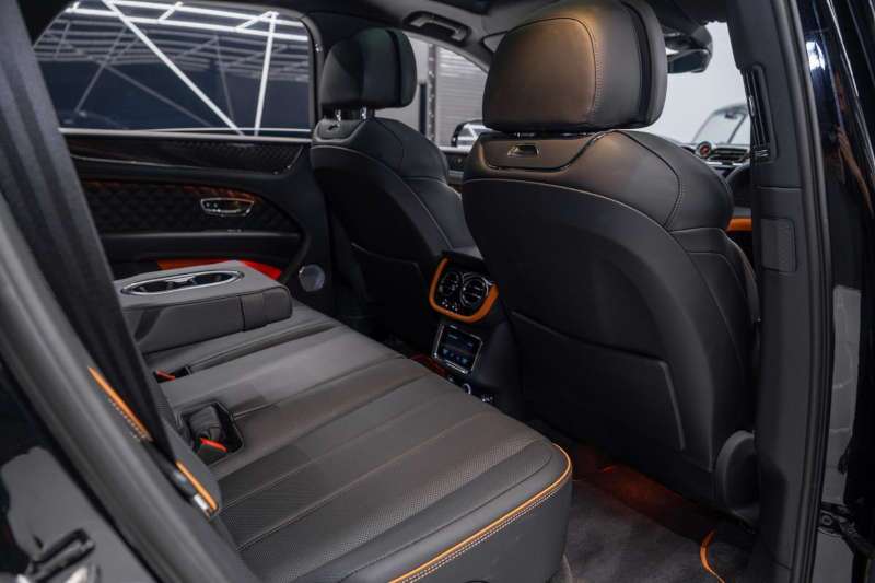 The luxurious seating in the 2025 Bentley Bentayga
