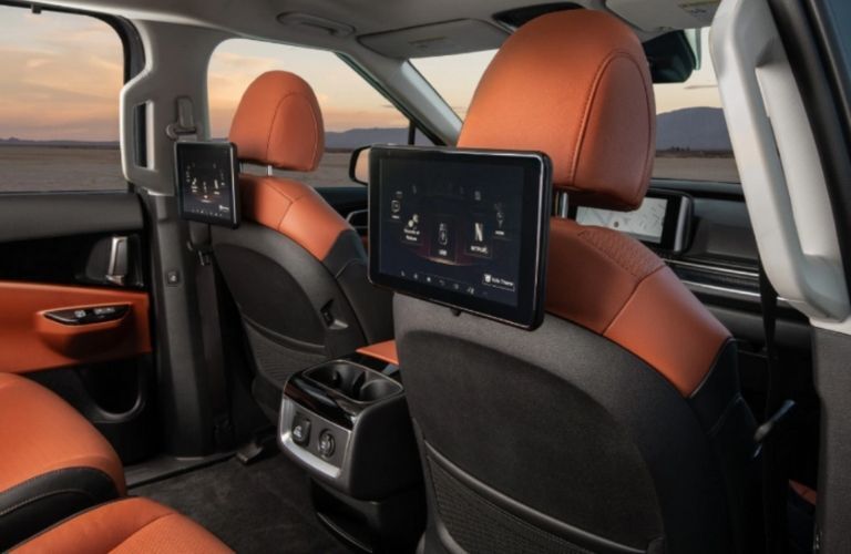 rear seat dual screen in the 2022 Kia Carnival