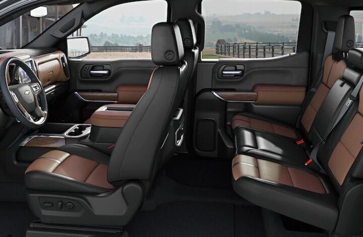 Used Chevrolet Silverado 1500 seats